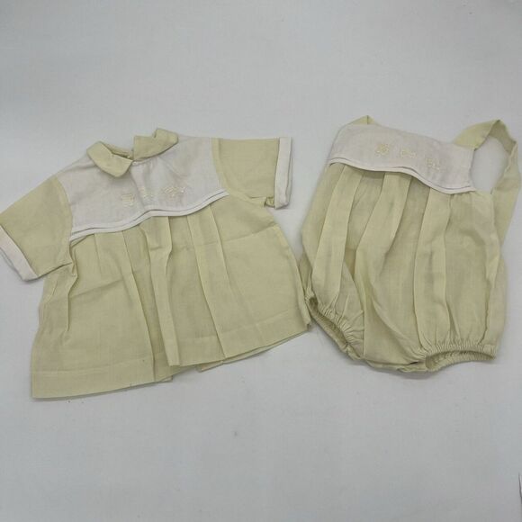 VTG Carriage Boutique Yellow Smocked Trains  Embroidered Romper 3-6M & Shirt 6M‎ - Picture 1 of 9